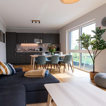 Moderne & Familienfreundliche Ferienwohnung Am Goitzschesee Pouch Exteriör bild